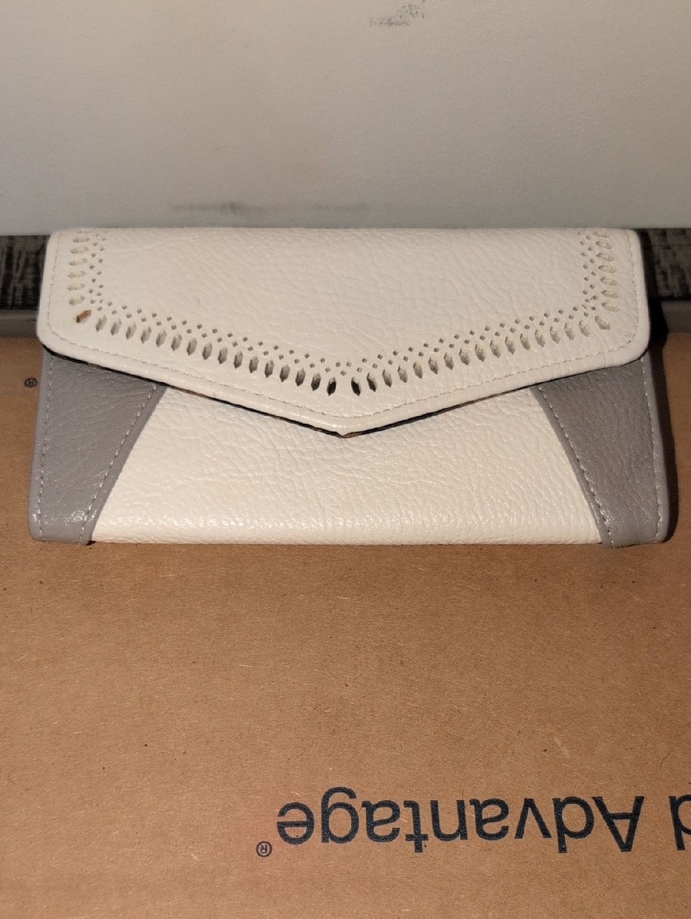 White & Gray Wallet. Jessica Simpson